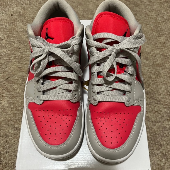 Women’s Air Jordan 1 Low - Size 8. Like new, with original box. - Picture 2 of 6